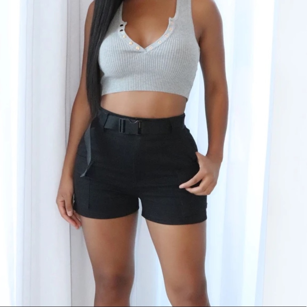 NWOT FASHION NOVA Black cargo shorts